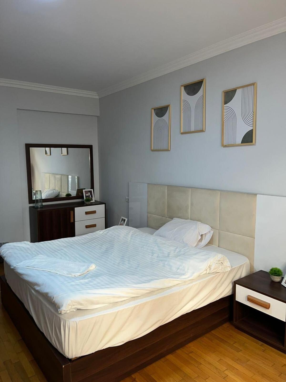 Zamalek Amazing 1br Apartment *
